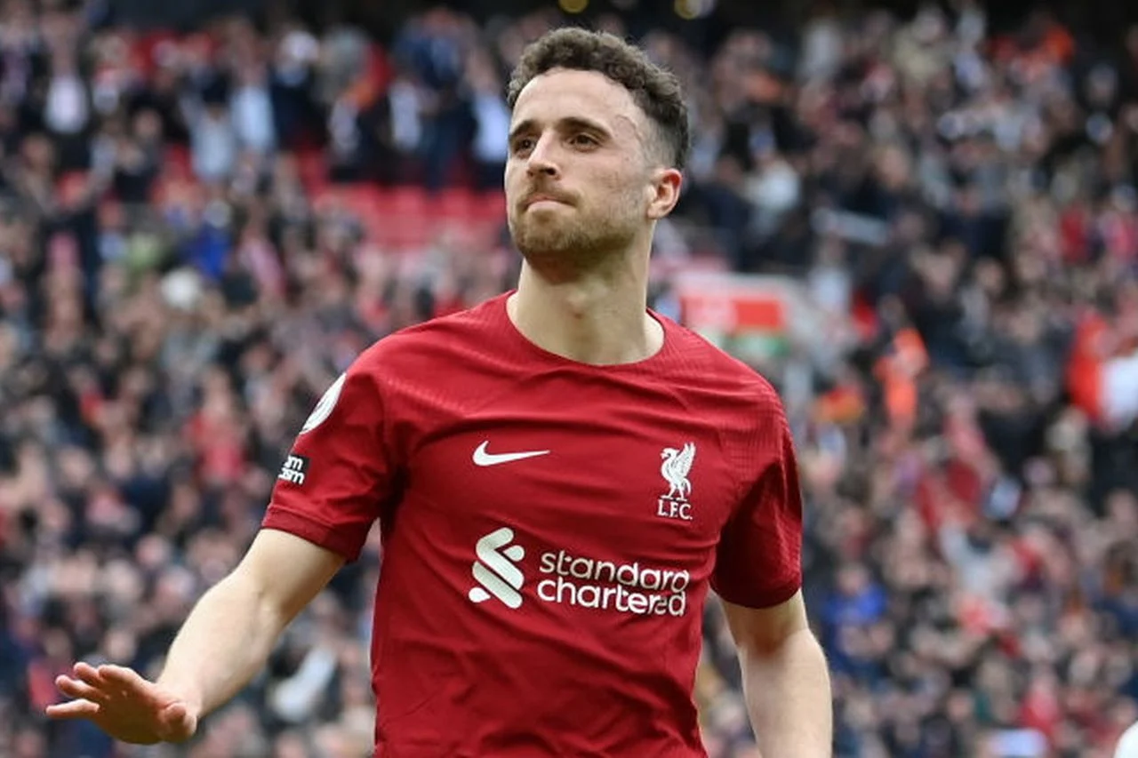 Diogo Jota wakiniraga Liverpool yitabye Imana. 