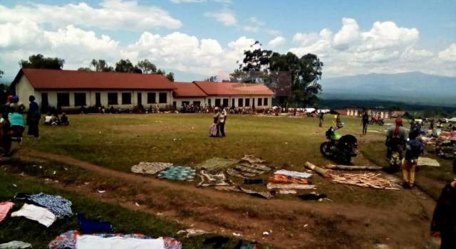 Rutshuru: Abanyeshuri baratakambira impunzi