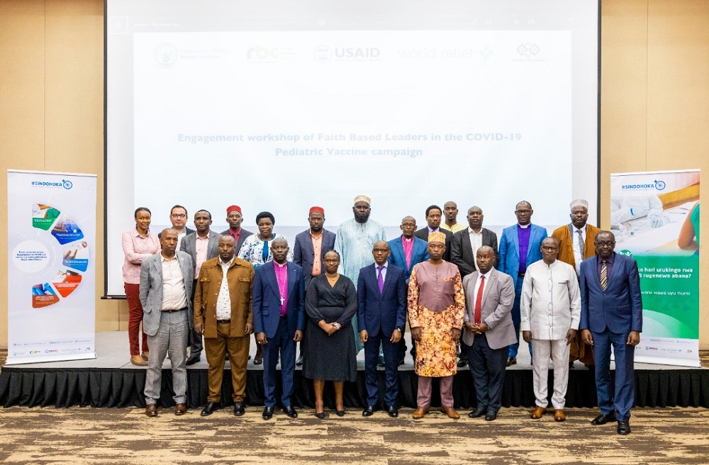 Abayoboye amadini bashyizwe ku ruhembe mu guhindura imyumvire y'ababyeyi ku nkingo za COVID-19 z'abana