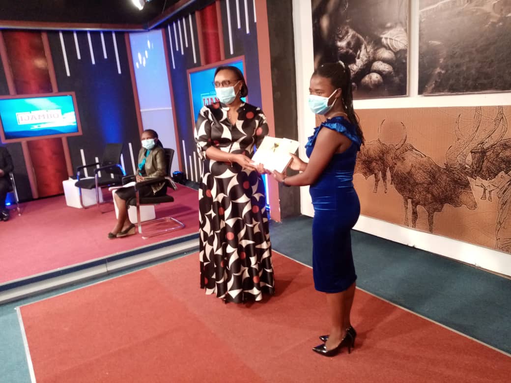 Ikoranabuhanga ryatumye Mutesi ahiga abandi barimu mu gihugu