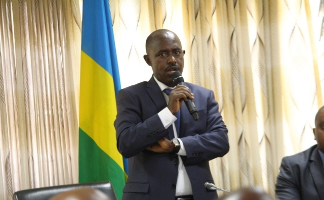 Ikizamini cya Leta gisoza amashuli abanza ntikizakurwaho nuko babivuze