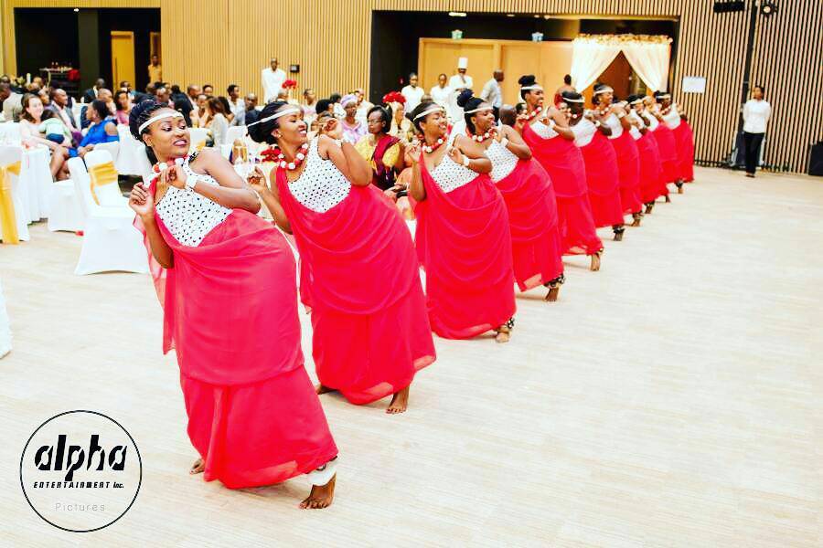 Itorero intayoberana yateguye igitaramo cya akataraboneka-Amafoto