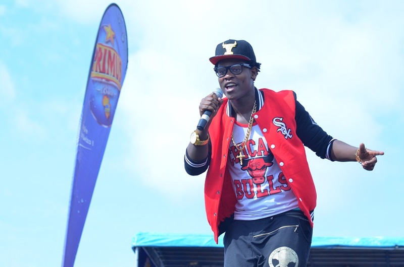 Bruce Melody agiye kuzenguruka igihugu cyose ataramira abakunzi be