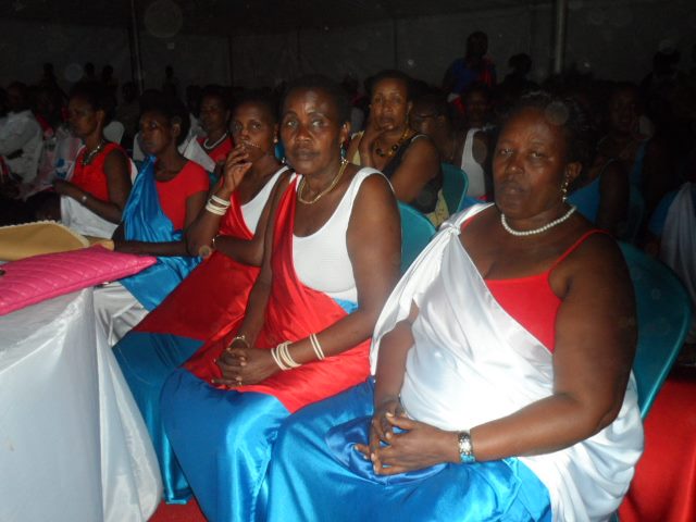 Gakenke:kuba Abagore badashyigikirwa n'abagabo babo mu kwiyamamaza, bituma bakomeza kwitinya