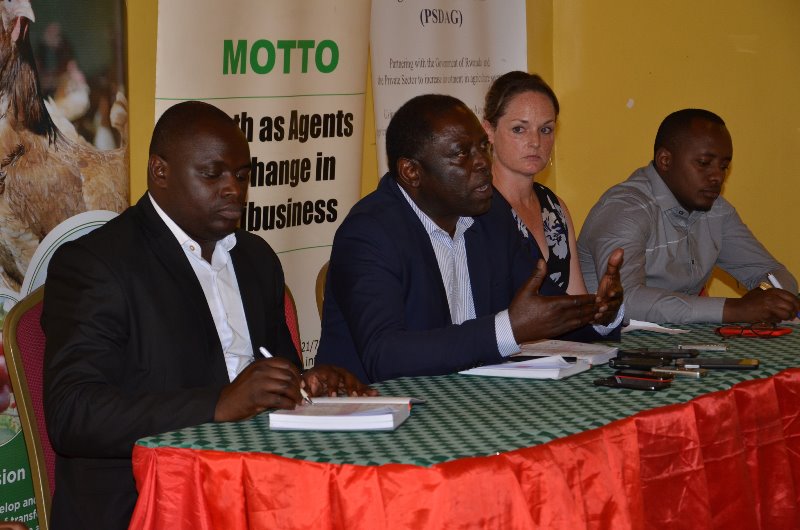 Urubyiruko rugera ku 1150 rwize ibijyanye n'ubuhinzi rudafite akazi, rwahawe andi amahirwe mu makoperative y'ubuhinzi