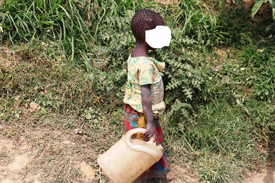 Karongi:imirimo y'imvune ikoreshwa abana iterwa n'ubukene bw'imiryango