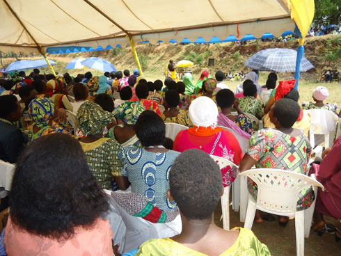 Kayonza: Bwe mu batora abagore ntibazi icyo abadepite bashijwe