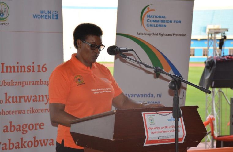 Abana bakwiye kwiga kunyurwa n'ibyo ababyeyi babahaye mu rwego rwokwirinda kugwa mu bishoko : Donatille Mukabalisa 