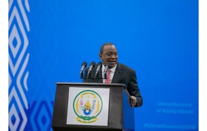 NYUMA YO KURYOHERWA N'UMWIHERERO PEREZIDA UHURU KENYATTA YIYEMEJE KUWUTANGIZA MURI KENYA