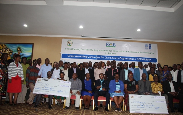 Imishinga 65 y'imiryango yigenga yatsindiye asaga miliyari 1.6 FRW yo guteza imbere abanyarwanda