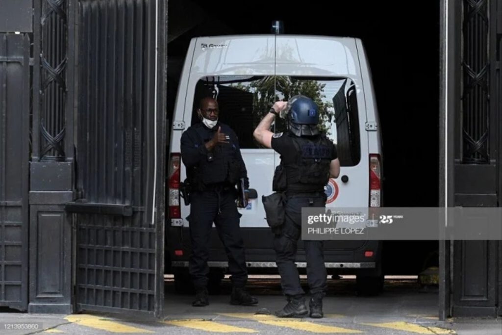 Amafoto: Kabuga yitabye ubushinjacyaha acungiwe umutekano bikomeye