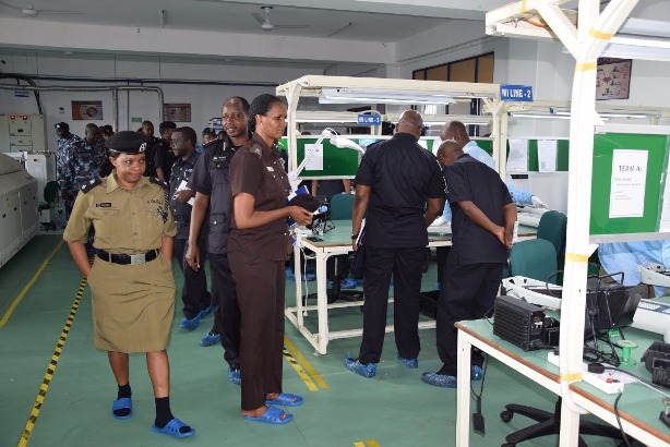 Aba Police biga muri (NPC) batangiye urugendoshuri