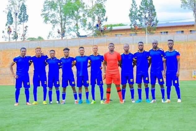 Abakinnyi 4 ba Etoile de l'Est bahagaritswe by'agateganyo