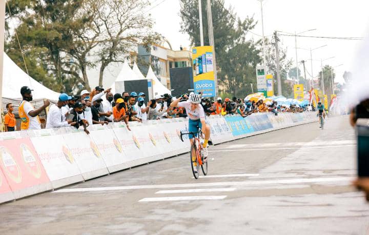Tourdu Rwanda2022: Umufaransa Alexandre Geniez niwe wegukanye Agace ka Gatanu