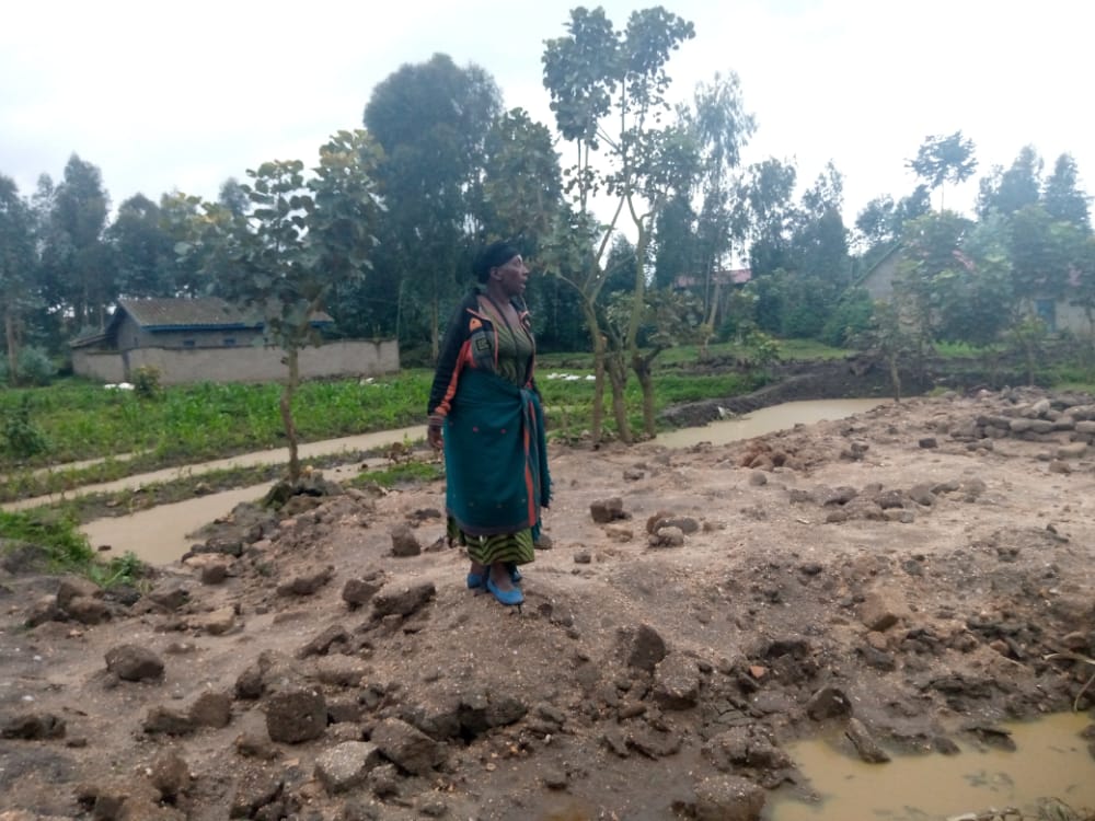 Nyabihu: Umuryango w'abantu 8 wasenyewe burundu n'ibiza, bategereje umuyobozi wabavuganira bakubakirwa