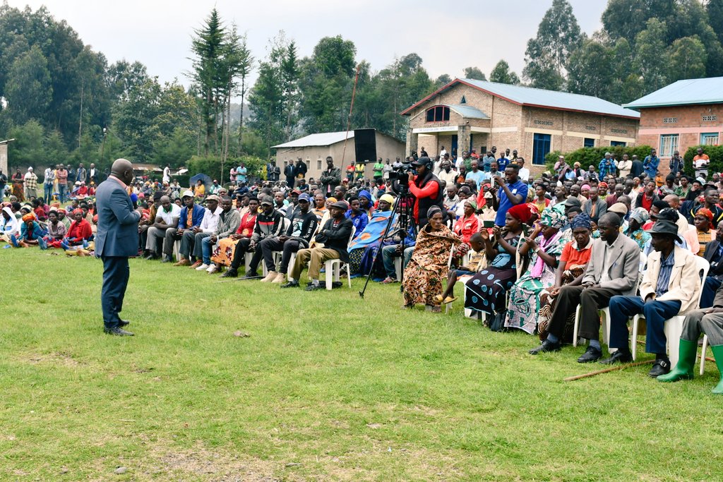 Amajyaruguru: Ababyeyi Bahishira Abatera Inda Abangavu Bahawe ...