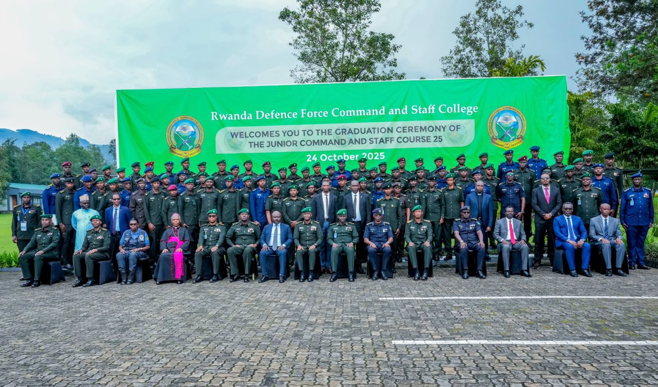 Musanze:Ba Ofisiye 75 basoje amasomo yo kuyobora Ingabo no kuzirwanisha ku rwego rwa Brigade 