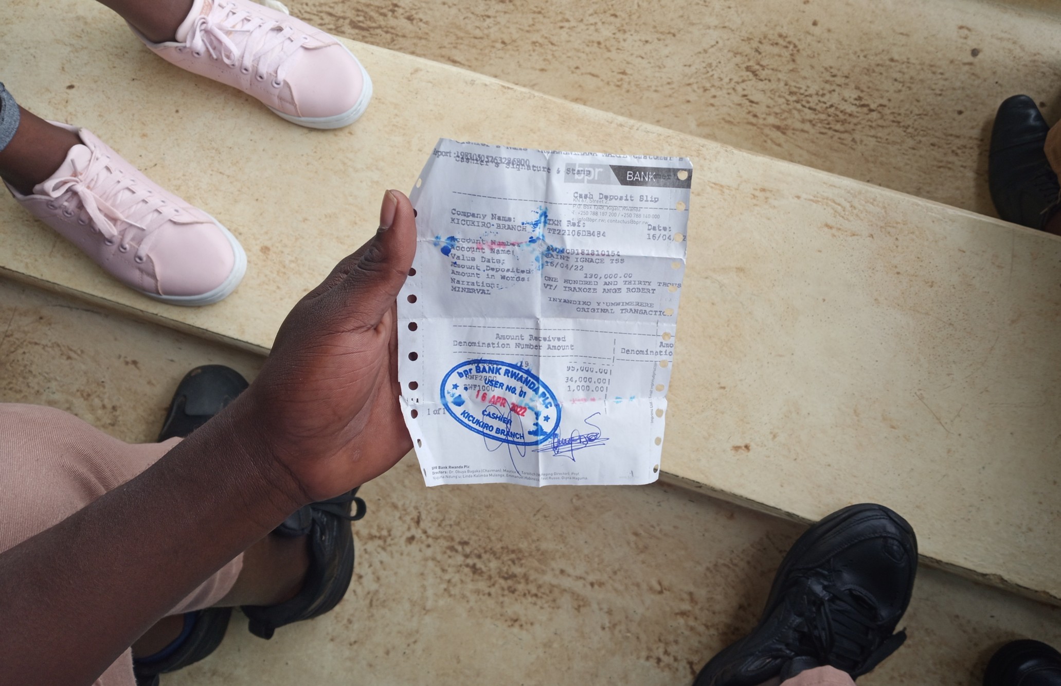 Abiga imyuga bamaze kwishyura amafaranga y'ishuri barasaba gusubizwa ayo Leta yagabanyijeho