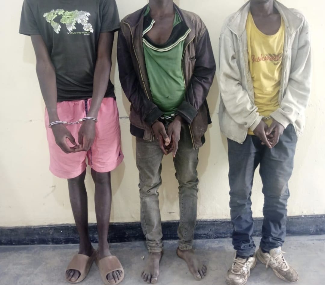 Nyaruguru: Polisi yafashe abakekwaho kwiba umuturage amafaranga abarirwa mu maliyoni